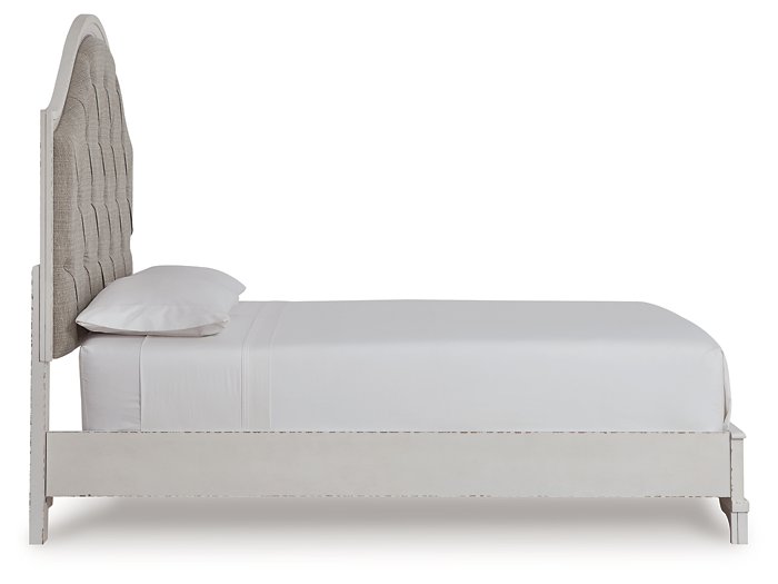 Blendon Upholstered Bed - Visions in Furniture (La Mirada, CA)