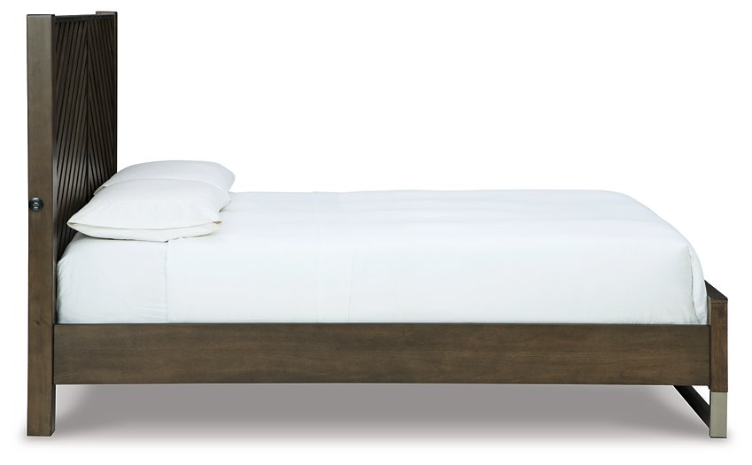 Arkenton Bed - Visions in Furniture (La Mirada, CA)