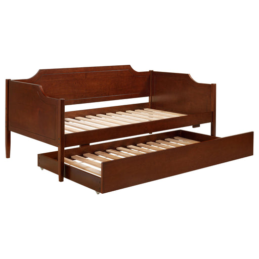 Redding Daybeds - Visions in Furniture (La Mirada, CA)