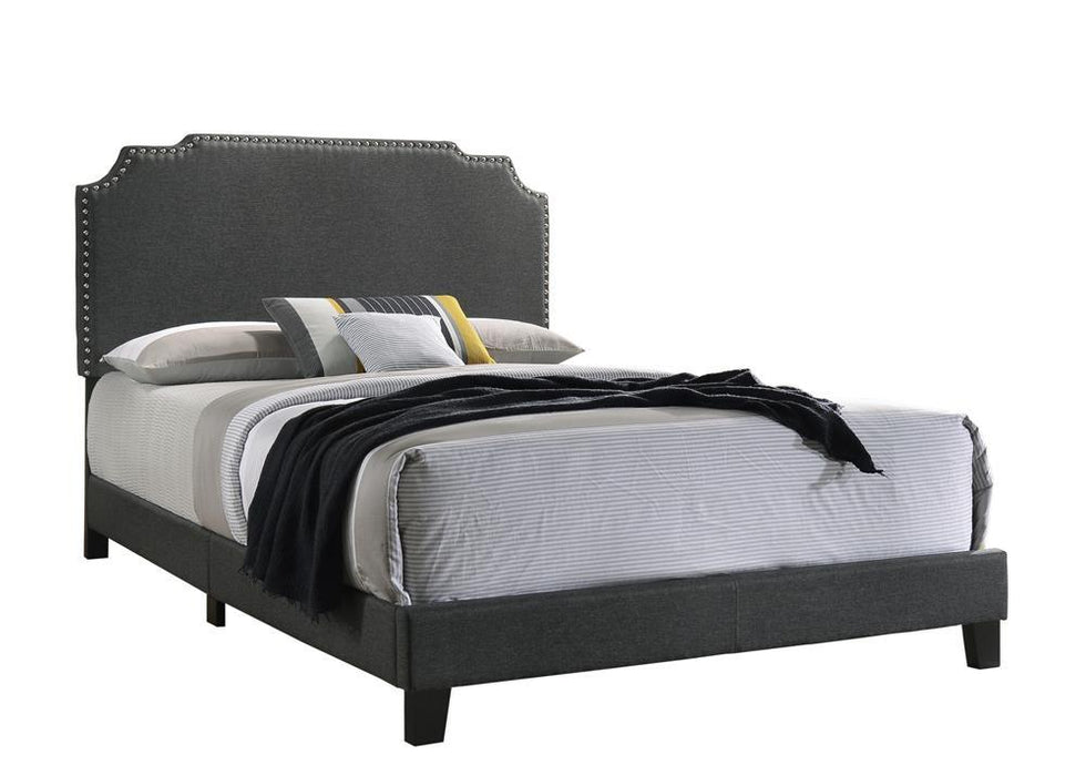 Tamarac Upholstered Nailhead Full Bed Grey - Visions in Furniture (La Mirada, CA)