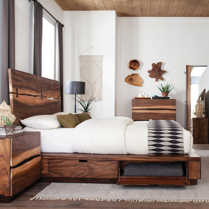 Winslow California King, E.King & Queen Bed Smokey Walnut and Coffee Bean - Visions in Furniture (La Mirada, CA)