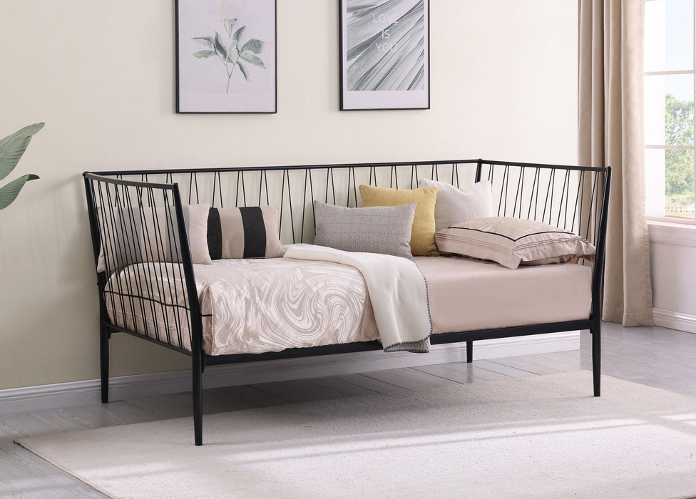 Richland Daybeds - Visions in Furniture (La Mirada, CA)