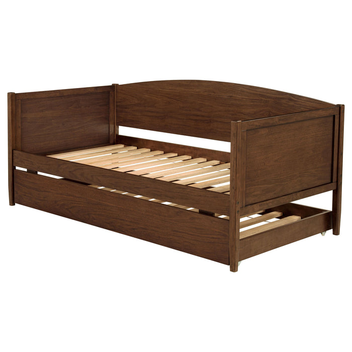 Bozeman Daybeds - Visions in Furniture (La Mirada, CA)