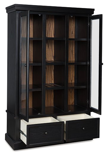 Greddinton Curio - Visions in Furniture (La Mirada, CA)