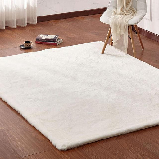 Caparica Off White 5' X 7' Area Rug - Visions in Furniture (La Mirada, CA)