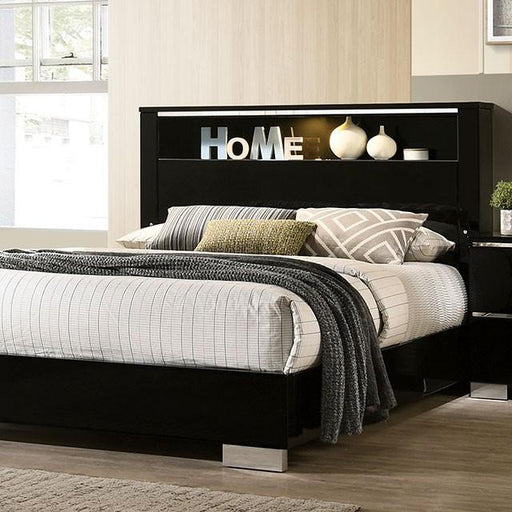Carlie Bed White & Black - Visions in Furniture (La Mirada, CA)