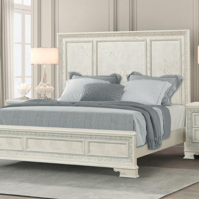 Stella Mia E.King & Queen Bed White & White - Visions in Furniture (La Mirada, CA)