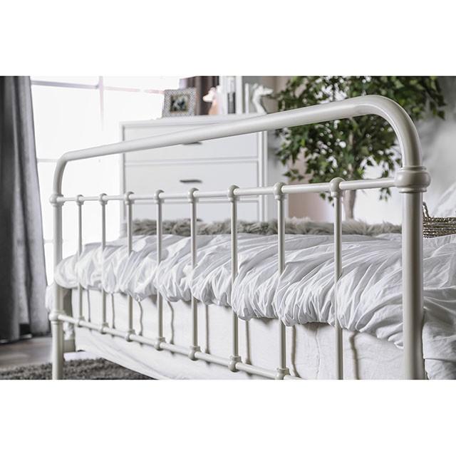 IRIA Vintage White Cal.King, E.King, & Full Bed - Visions in Furniture (La Mirada, CA)