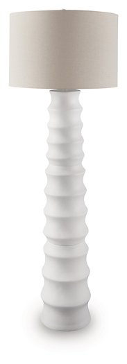Veraleigh Floor Lamp - Visions in Furniture (La Mirada, CA)