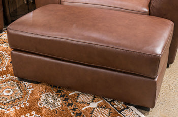 Brogliano Ottoman - Visions in Furniture (La Mirada, CA)