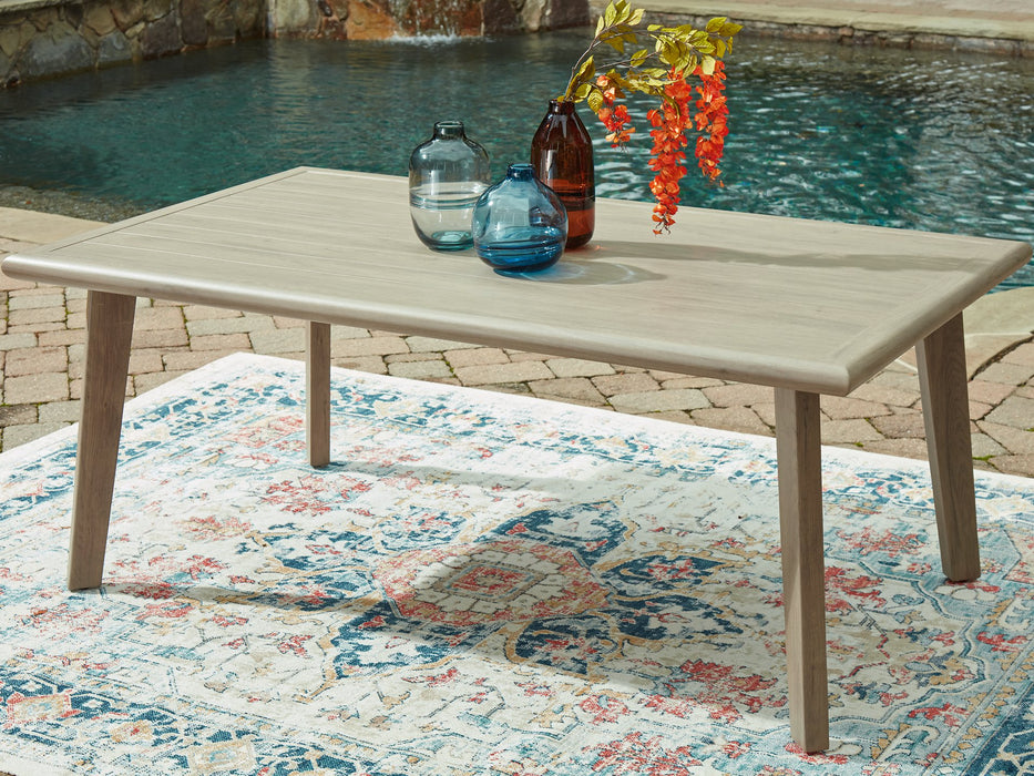 Cliff Trails Outdoor Dining Package - Visions in Furniture (La Mirada, CA)