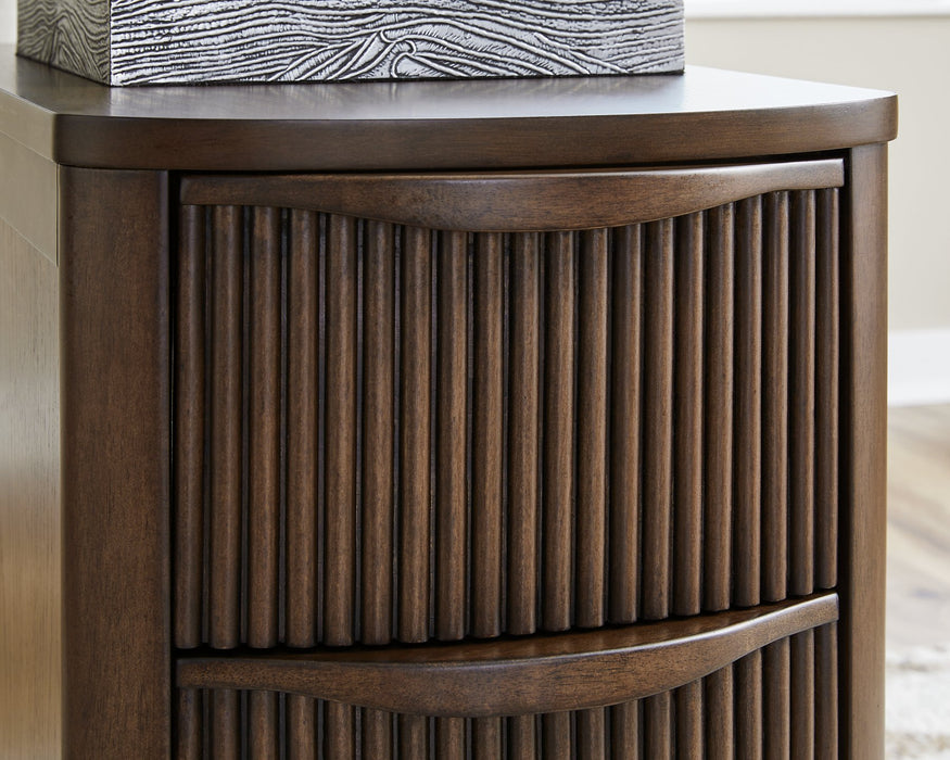 Camdill Chairside End Table - Visions in Furniture (La Mirada, CA)