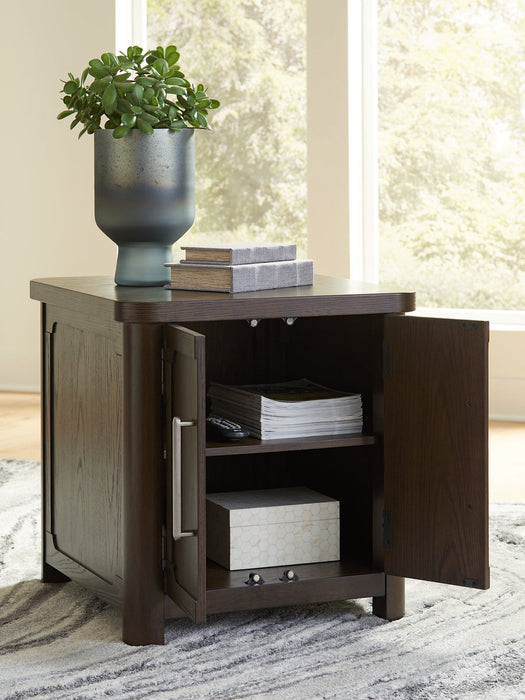 Breckington End Table - Visions in Furniture (La Mirada, CA)