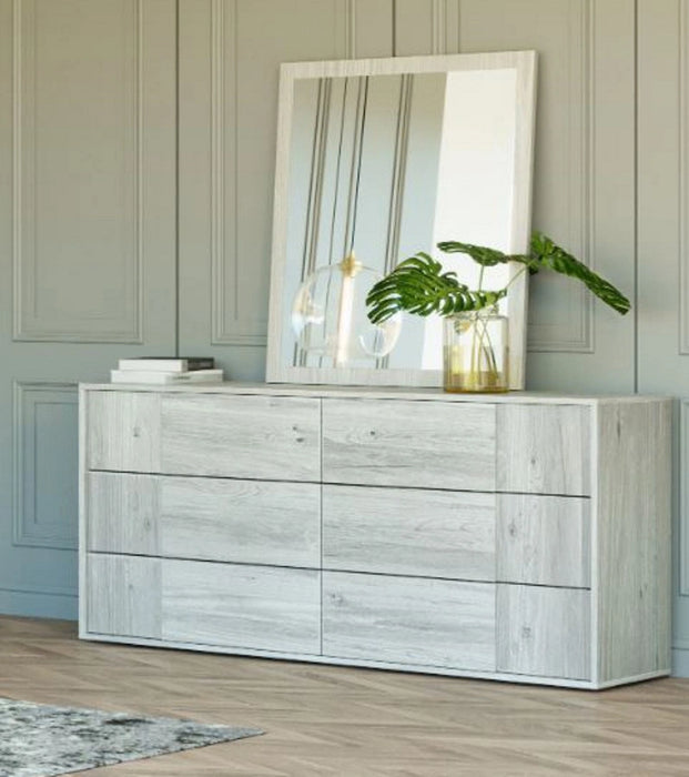 Nova Domus Asus Italian Modern Mirror