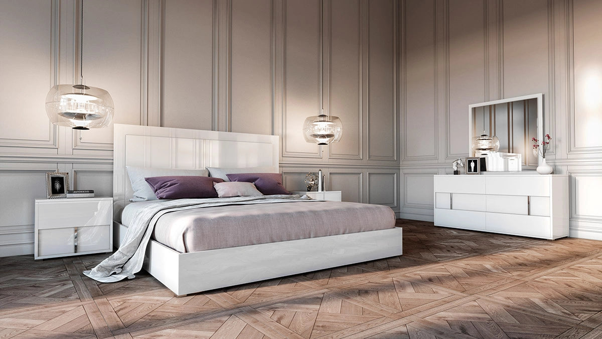 Nicla Italian Modern White Bed