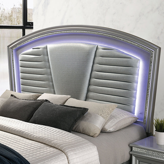 Maddie Bed White & Silver - Visions in Furniture (La Mirada, CA)