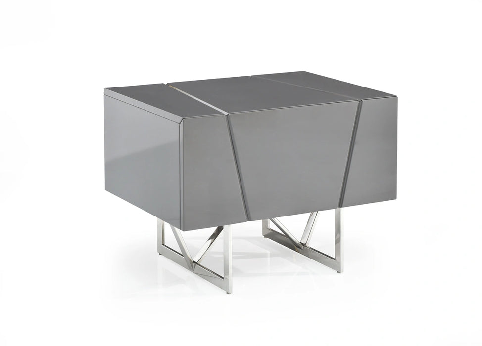 Chrysler Modern Grey Bedroom Set