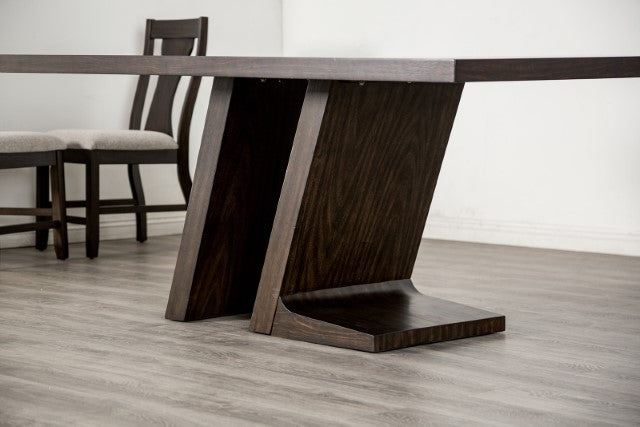 Holsworthy 7 Pc Dining Table Set - Visions in Furniture (La Mirada, CA)