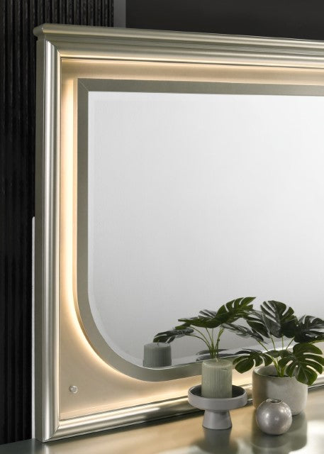 Sheridan Mirror - Visions in Furniture (La Mirada, CA)