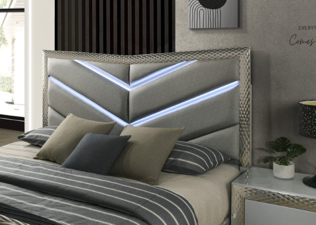 Ventnor E.King & Queen Bed - Visions in Furniture (La Mirada, CA)
