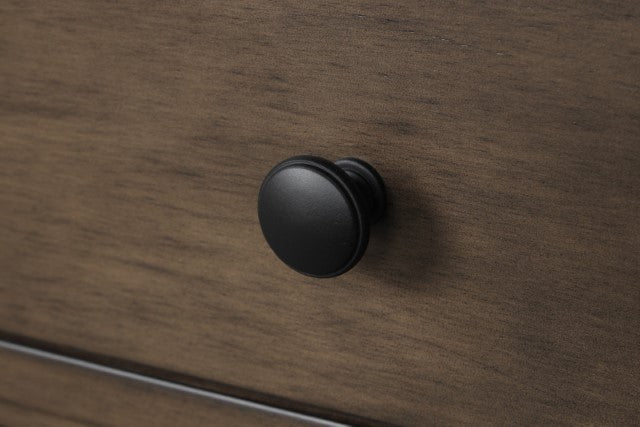 Huddersfield Chest - Visions in Furniture (La Mirada, CA)
